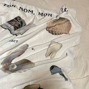 2014 Aesthetic Print Throw Blanket